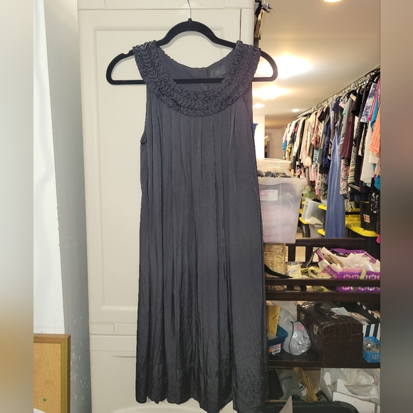 BANANA REPUBLIC Cocktail party dress semi formal. - Picture 3 of 11